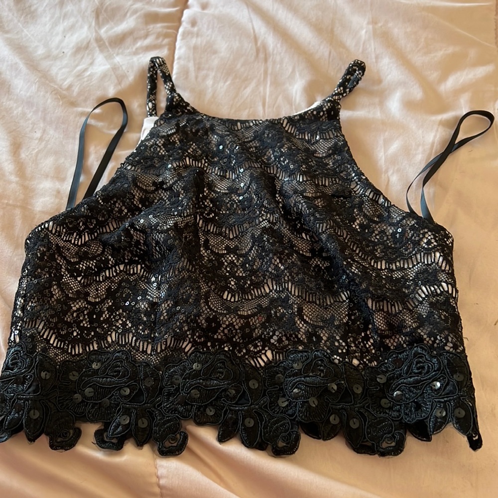Crop top